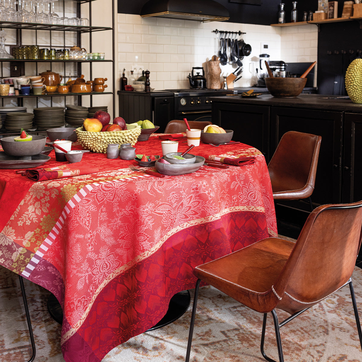 Le Jacquard Français Gipsy Table Cloth - Rubis (Red)