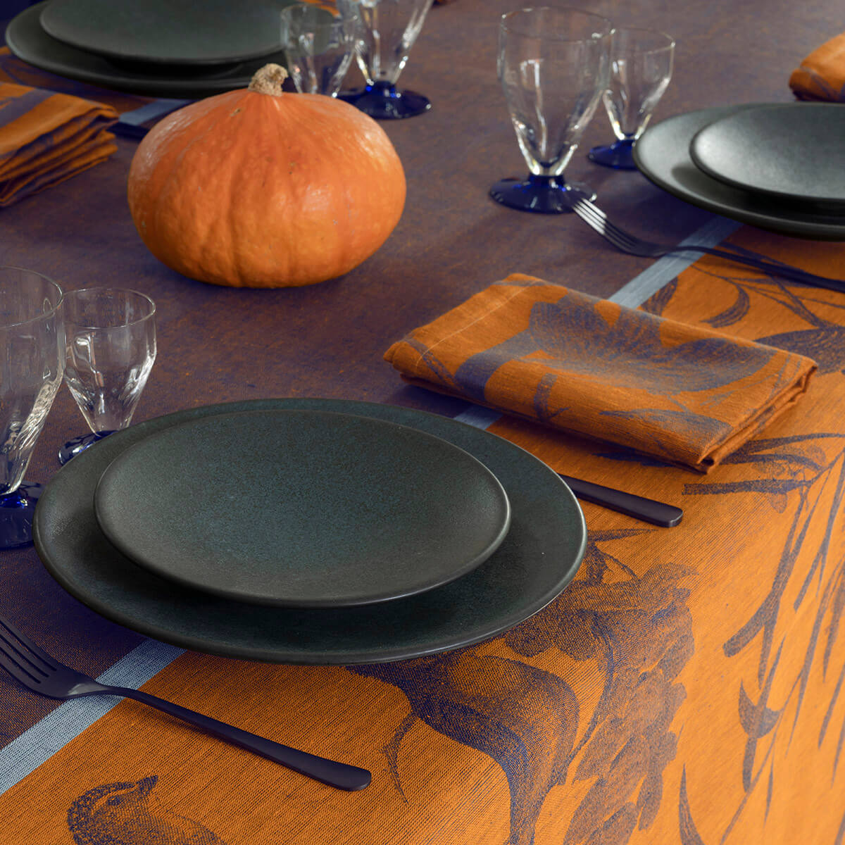 Le Jacquard Français Volière Napkins - Nocturn (Blue and Orange)