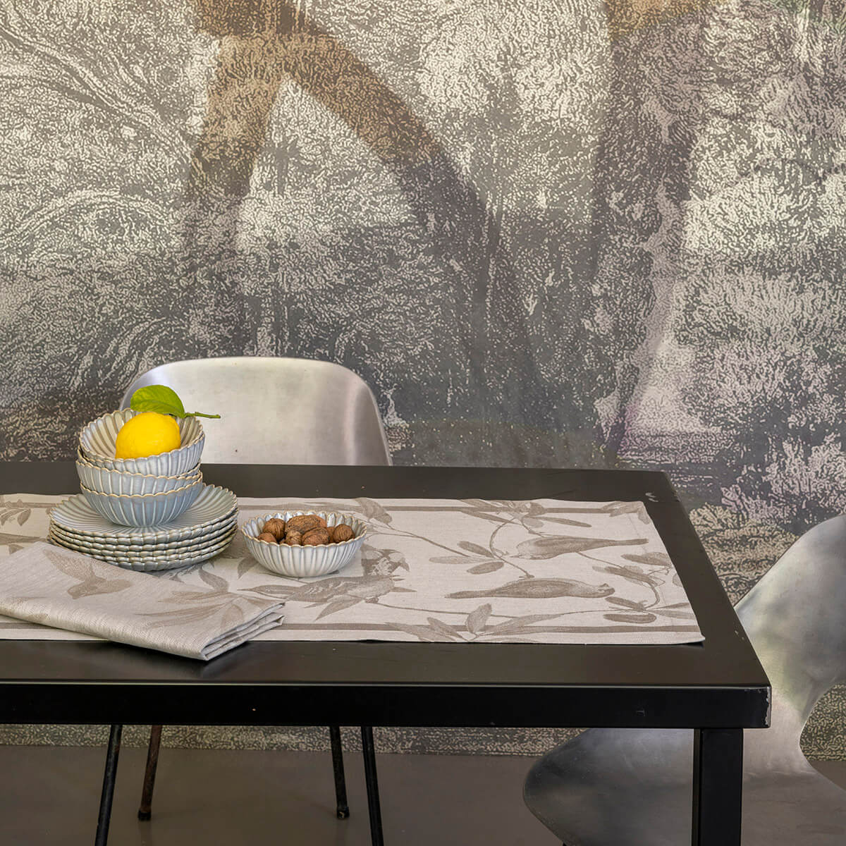 Le Jacquard Français Volière Collection - Solaire (Beige)