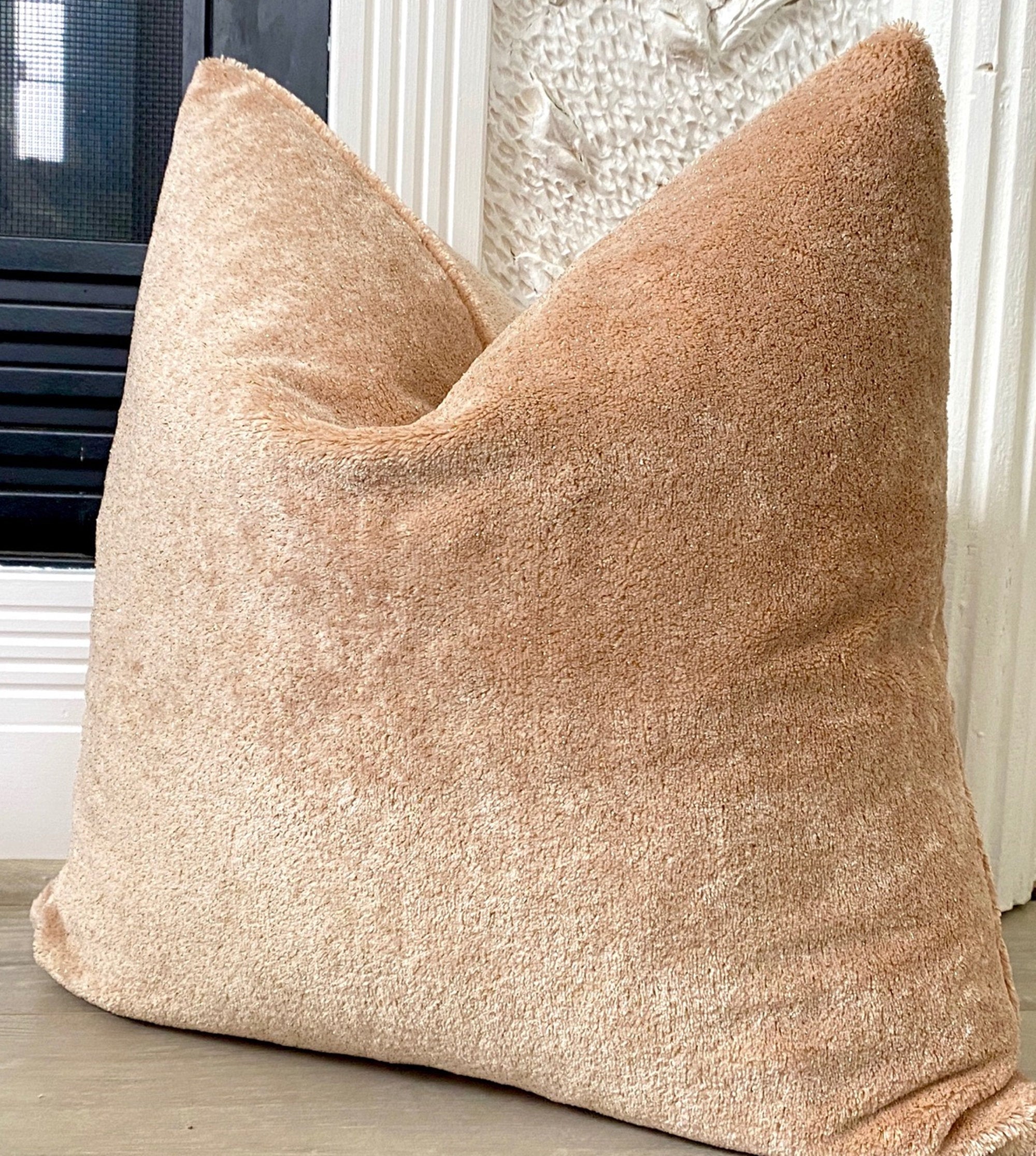 Peachy Sunrise Cloud Velvet Pillow Cover